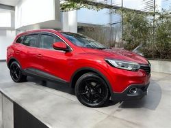 Red Used 2016 Renault Kadjar Dynamique SUV | £9,495 (Fair price)