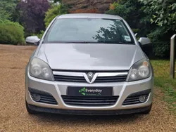 Silver Used 2006 Vauxhall Astra Hatchback | £599 (Super price)