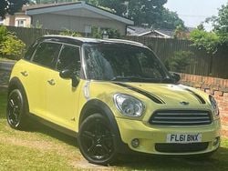 Yellow Used 2011 Mini Cooper D Countryman SUV | £3,995 (Fair price)