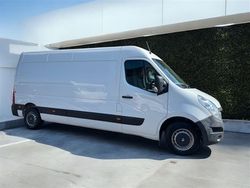 White Used 2018 Renault Master Business Van | £9,995 (Good price)