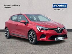 Flame red Used 2022 Renault Clio V Iconic Hatchback | £14,250 (A bit pricey)