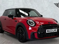Red Used 2023 Mini Cooper Hatch Hatchback | £21,773 (Fair price)