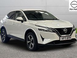 White Used 2021 Nissan Qashqai N-Connecta SUV | £17,751 (Fair price)
