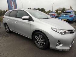 Silver Used 2015 Toyota Auris Estate | £7,295 (Fair price)