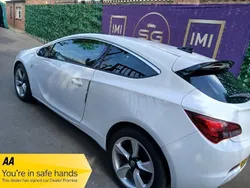 White Used 2016 Vauxhall Astra GTC SRi Coupe | £3,495 (Good price)