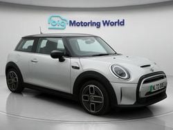 Silver Used 2022 Mini Cooper SE Hatch Hatchback | £13,100 (Good price)