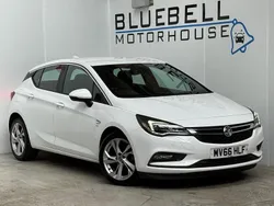 White Used 2016 Vauxhall Astra SRi Hatchback | £4,995 (Fair price)