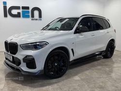 White Used 2019 BMW X5 M Sport SUV | £34,995 (Fair price)
