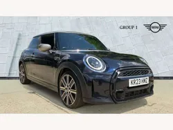 Enigmatic black Used 2023 Mini Cooper S Exclusive Hatchback | £22,895 (Fair price)