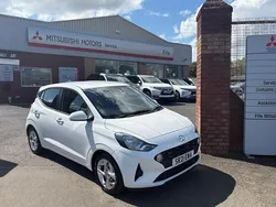 White Used 2021 Hyundai i10 SE Hatchback | £10,500 (Fair price)