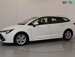 White Used 2020 Toyota Corolla Estate | £13,999 (Good price)