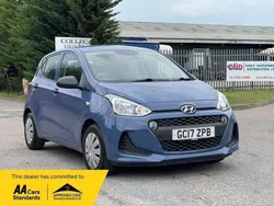 Blue Used 2017 Hyundai i10 Hatchback | £5,999 (Good price)