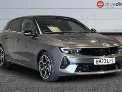 Green Used 2023 Vauxhall Astra Ultimate Hatchback | £19,000 (Fair price)