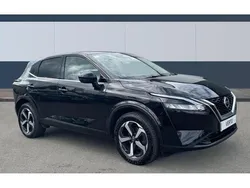 Black Used 2022 Nissan Qashqai N-Connecta SUV | £16,595 (Good price)