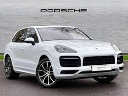 White Used 2023 Porsche Cayenne SUV | £58,950 (Super price)