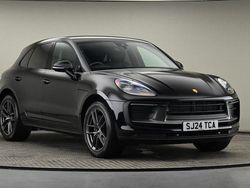 Used 2025 Porsche Macan SUV | £57,700