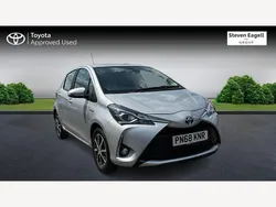 Silver Used 2018 Toyota Yaris Hybrid Hatchback | £12,314 (Fair price)