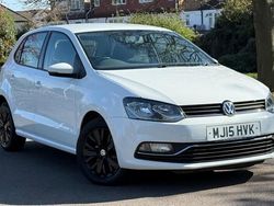 White Used 2015 VW Polo SE Hatchback | £8,535 (Fair price)