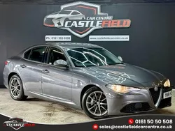 Grey Used 2018 Alfa Romeo Giulia Saloon Super Sedan | £12,495 (Fair price)