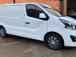 White Used 2018 Vauxhall Vivaro Sportive Van | £5,995 (Good price)