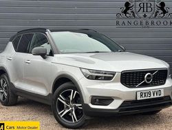 Silver Used 2019 Volvo XC40 R-Design SUV | £17,399