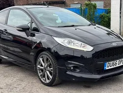 Black Used 2016 Ford Fiesta ST-Line Hatchback | £5,495 (Fair price)