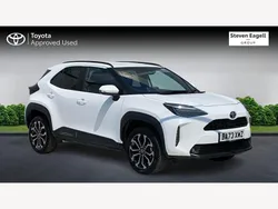White Used 2023 Toyota Yaris Hybrid Design Hatchback | £22,045 (Expensive)