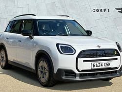White Used 2024 Mini Countryman Classic SUV | £30,895 (Super price)