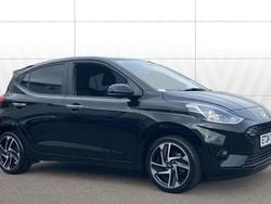 Black Used 2024 Hyundai i10 Premium Hatchback | £15,903 (Fair price)