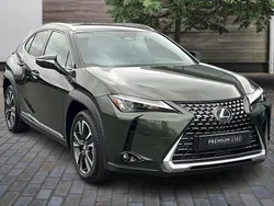 Green Used 2025 Lexus UX 300h SUV | £37,985 (Super price)