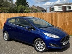 Blue Used 2014 Ford Fiesta Zetec Hatchback | £2,395 (Good price)