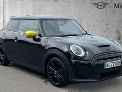 Midnight black ii Used 2022 Mini Cooper S Level 2 Hatchback | £15,862 (Fair price)