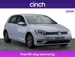 Silver Used 2018 VW Golf VII SE Hatchback | £16,499 (Fair price)