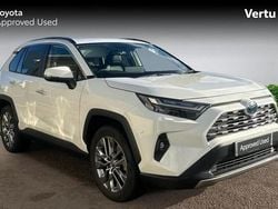 White Used 2023 Toyota RAV4 Hybrid SUV | £31,128 (Fair price)