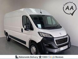 White Used 2023 Peugeot Boxer Premium Van | £17,950 (Fair price)