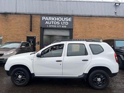 White Used 2017 Dacia Duster Ambiance Hatchback | £3,990 (Fair price)