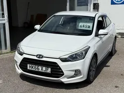 White Used 2016 Hyundai i20 SE Coupe | £4,499 (Fair price)