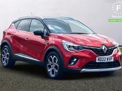 Red/black Used 2022 Renault Captur SE SUV | £17,399 (Fair price)