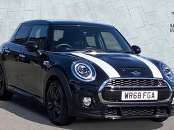 Black Used 2018 Mini Cooper S Hatch Hatchback | £17,760 (A bit pricey)