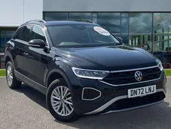 Deep black pearlescent Used 2022 VW T-Roc Life SUV | £21,873 (Fair price)