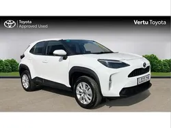 White Used 2023 Toyota Yaris Cross SUV | £20,240 (Good price)