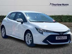 White Used 2019 Toyota Corolla Hatchback | £13,800 (Fair price)