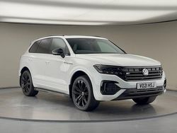 Pure white/pure white Used 2021 VW Touareg Black Edition SUV | £35,500 (Fair price)
