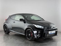 Black Used 2020 Toyota Yaris Hatchback | £26,600 (Fair price)