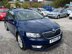 Blue Used 2014 Skoda Octavia Elegance Estate | £4,595 (Expensive)