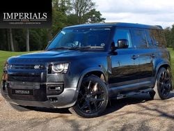 Used 2021 Land Rover Defender SE | £44,948 (Good price)