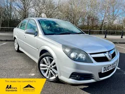 Silver Used 2007 Vauxhall Vectra SRi Hatchback | £1,500 (Fair price)