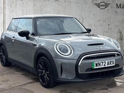 Moonwalk grey Used 2022 Mini Cooper S Level 2 Hatchback | £15,898 (Fair price)
