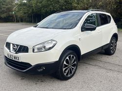 White Used 2013 Nissan Qashqai 360º SUV | £4,295 (Fair price)
