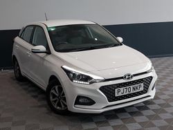 White Used 2020 Hyundai i20 SE Hatchback | £10,998 (Fair price)